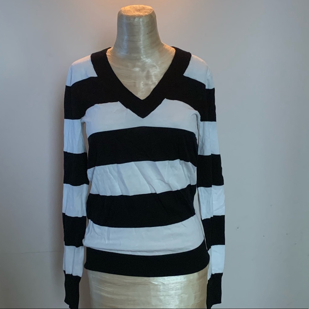 BNWT club Monaco cardi
